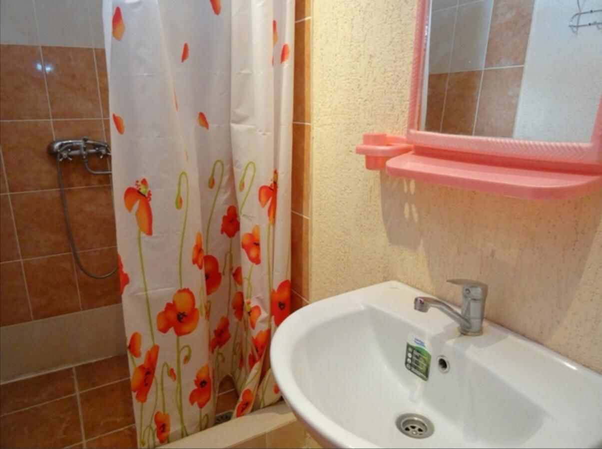 Гостевой дом У Наиры Новый Афон