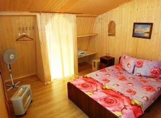 Гостевой дом У Наиры Новый Афон Бюджетный двухместный номер с 1 кроватью или 2 отдельными кроватями-7