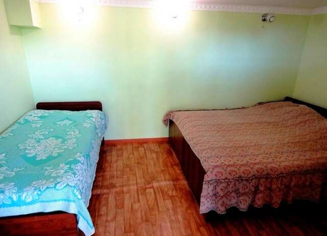 Гостевой дом У Наиры Новый Афон-12